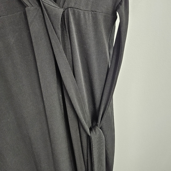 Torrid Black Jersey Knit Knotted Wrap Dress 0 - Picture 6 of 10